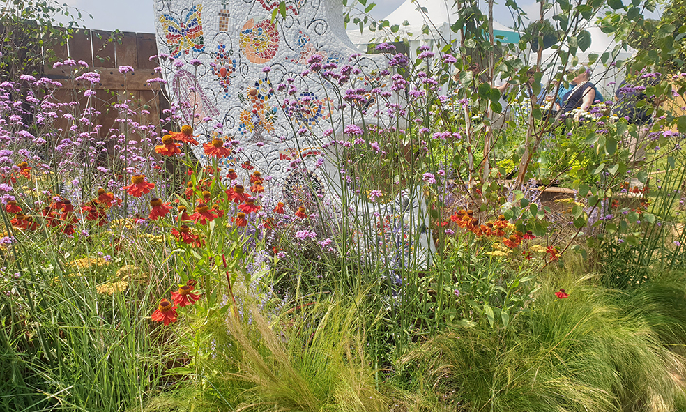 Breath Easy garden designed by Peter Lloyd RHS 2021