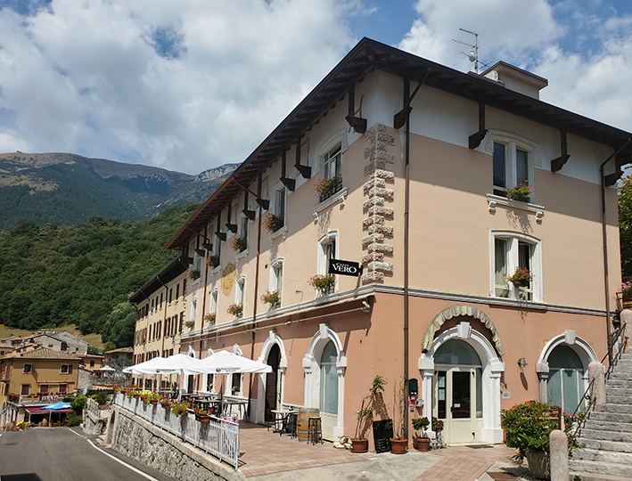 places to stay hotel monte baldo italy