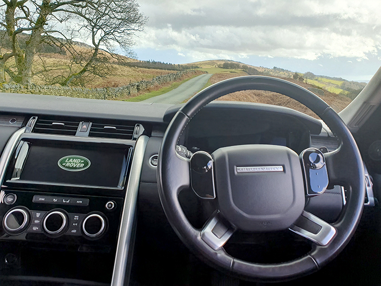 inside land rover discovery