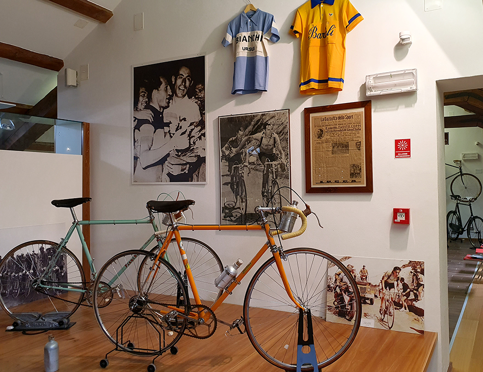 Bartali bike (orange)1950 used by the Bartali pro racing team